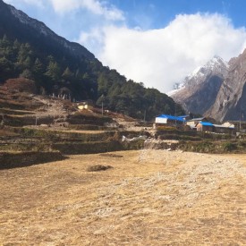 mountain view from manaslu and tsum valley trek